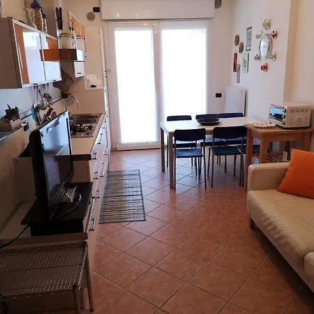 Aurora Park Apartment *