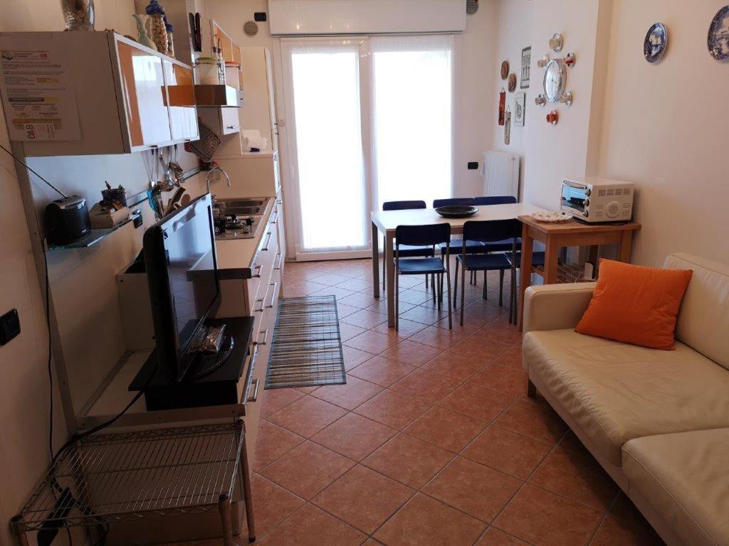 Aurora Park Apartment *